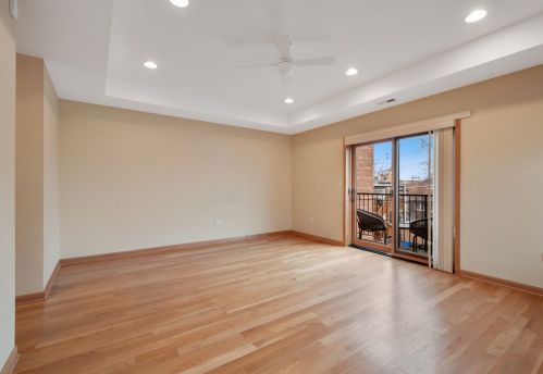 2712 Bryn Mawr Ave, Chicago IL 60659-4414 exterior