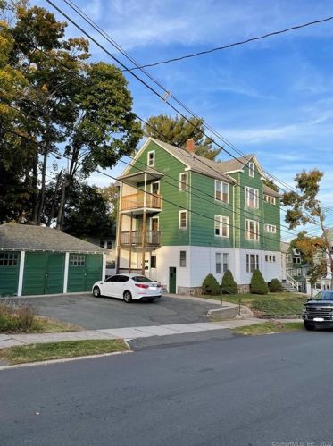 25 Kimball Dr, New Britain CT  06051-3338 exterior