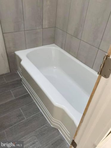 6429 Dorcas St, Philadelphia PA 19111-5405 exterior