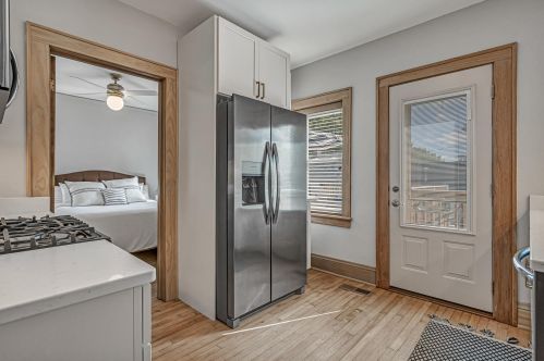 1411 Potter Ave, Milwaukee WI 53207-2115 exterior