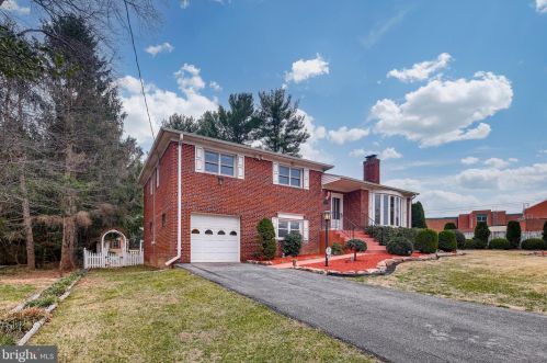 12301 Sandalwood Ln, Silver Spring, MD 20904-2016