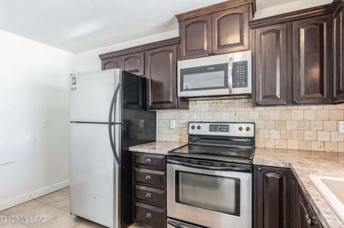 8601 4th St, Tucson AZ  85710-2511 exterior