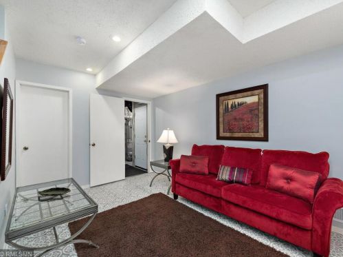 14369 St, Saint Paul MN 55124-5147 exterior