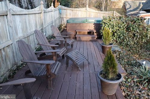 301 Glendale Ave, Alexandria VA 22301-2407 exterior