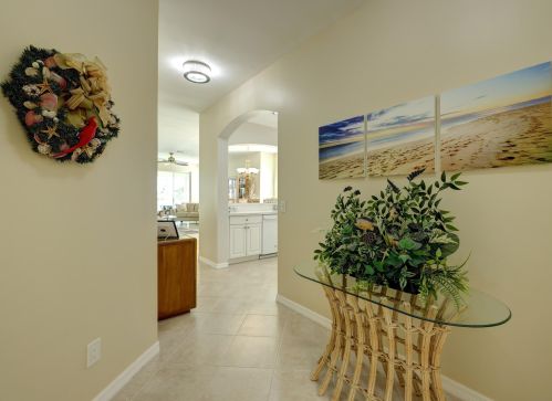 702 Southstar Dr, Fort Pierce FL 34949-9120 exterior