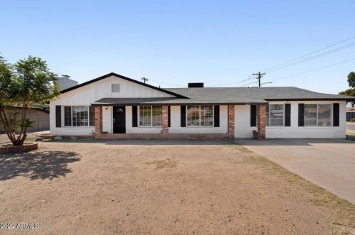 1427 Anderson Dr, Phoenix AZ  85023-2500 exterior