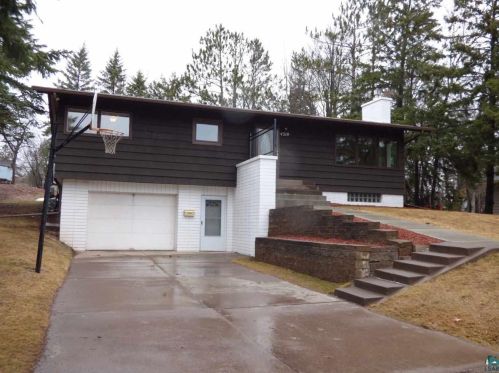 4319 Jay St, Duluth, MN 55804-1457