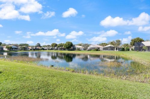 6635 Bali Hai Dr, Boynton Beach FL 33437-7046 exterior