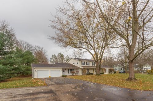 10160 Pheasant Run, Kalamazoo, MI 49024-6811
