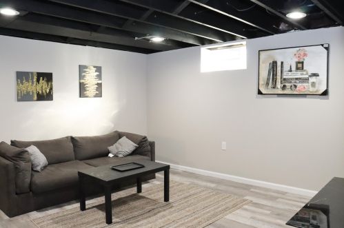 5051 26 St, Milwaukee WI 53233-2512 exterior