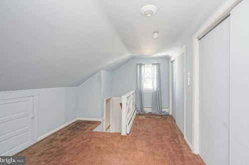 111 Oakland Ave, Camden NJ 08107-1212 exterior