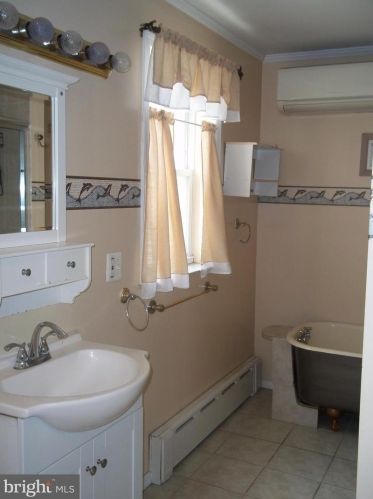 1235 2nd St, Philadelphia PA 19122-3324 exterior