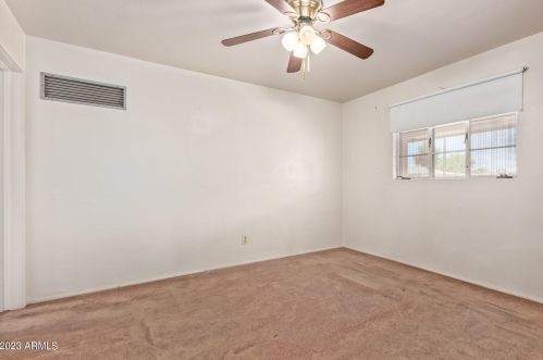 8301 28th Dr, Phoenix AZ 85051-8464 exterior