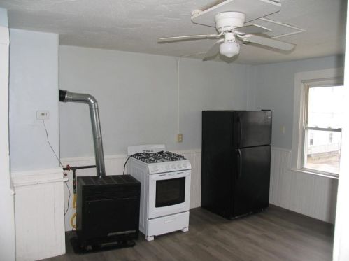 84 Chester St, Woonsocket RI  02895-1312 exterior