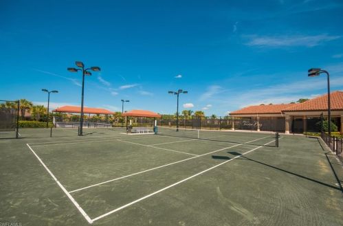 9305 Vercelli Ct, Naples FL 34113-7748 exterior