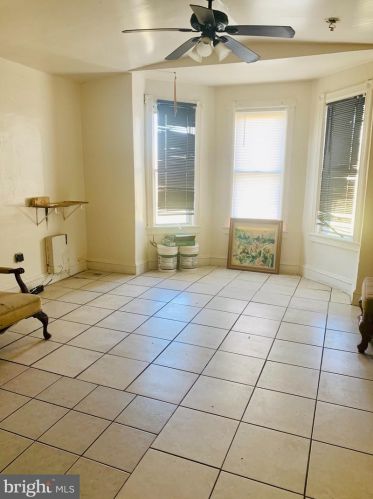 1243 33 St, Camden NJ 08105-4305 exterior