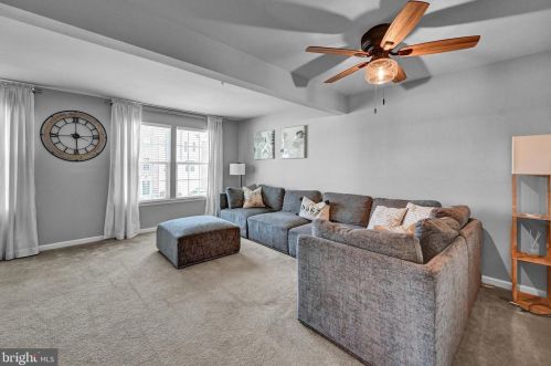 834 Blossom Dr, Hanover PA  17331-2073 exterior