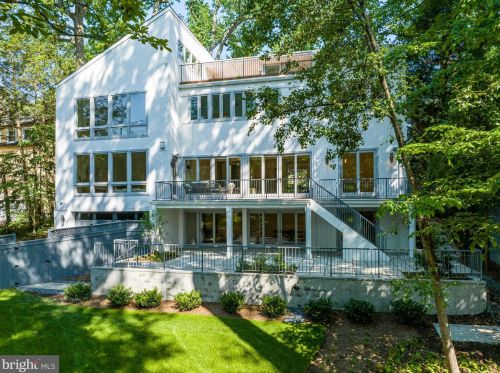 2838 Chesterfield Pl, Washington DC  20008-1015 exterior