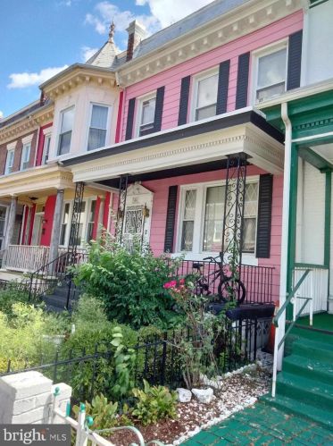 746 Newton Pl, Washington, DC 20010-1514