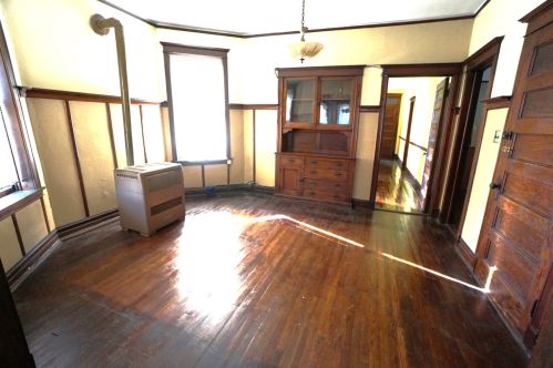 1622 Rockwell St, Chicago IL 60647-5218 exterior