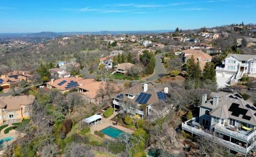 3390 Beatty Dr, Folsom CA 95762-7000 exterior