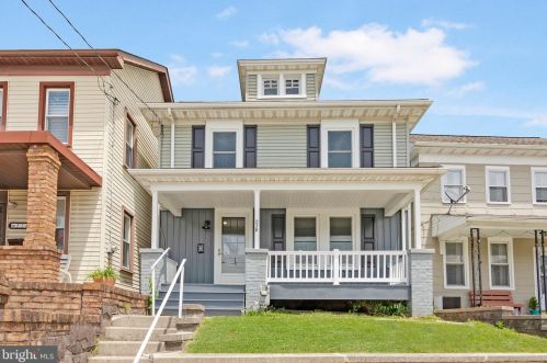 538 York St, Hanover, PA 17331-3359