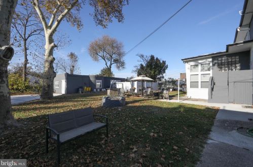 6829 Waldorf Ave, Camden NJ 08110-6109 exterior