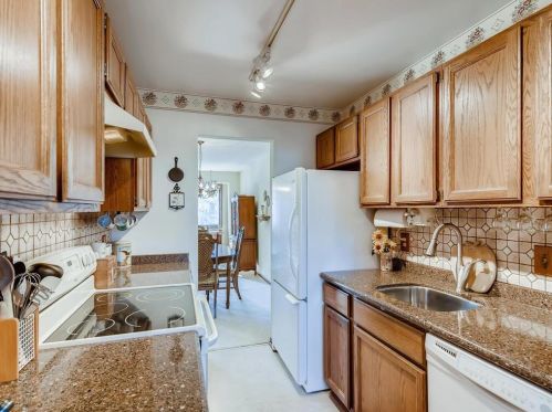 199 Bridlewood Dr, Saint Paul MN 55119-4669 exterior