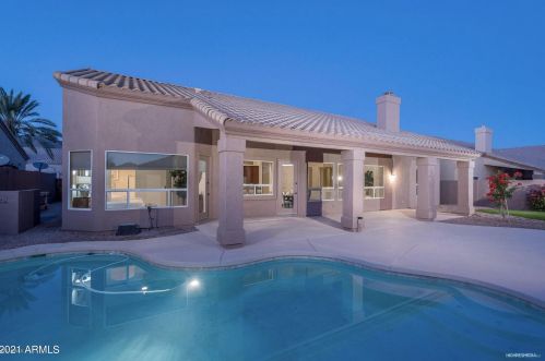 723 Amberwood Dr, Phoenix AZ  85045-0634 exterior