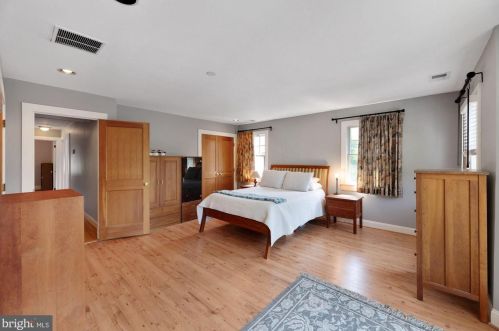 14 Glendale Ave, Alexandria VA 22301-2403 exterior