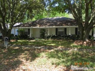 1143 Knollhaven Dr, Baton Rouge LA  70810-3541 exterior