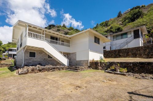 1835 10 Ave, Honolulu HI 96816-2907 exterior