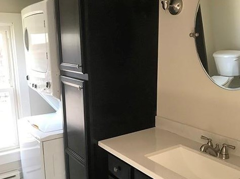 2 Lucas Ave, Middletown RI 02840-3918 exterior