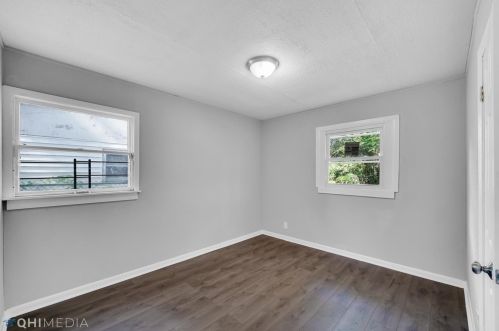 723 Matthews St, Gary IN 46406-1530 exterior