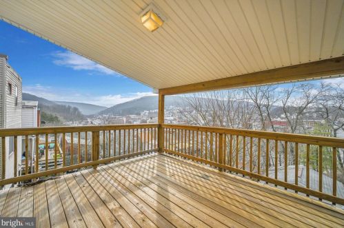 319 George St, Primrose, PA 17901-2615