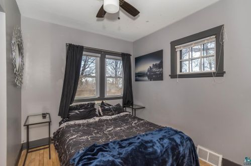 606 Sparkman Ave, Duluth MN 55803-2150 exterior