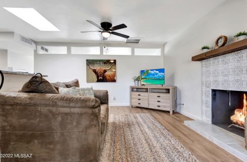 8257 Beverly St, Tucson AZ  85710-5931 exterior