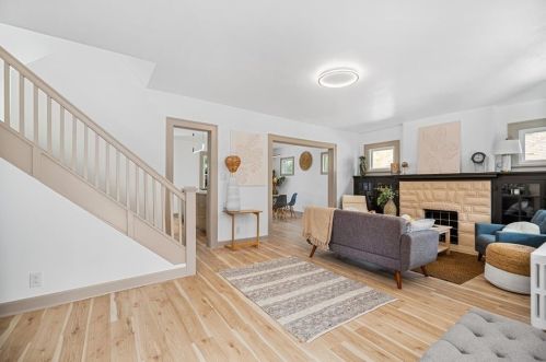 4344 Ludwick St, Pittsburgh PA 15217-3005 exterior