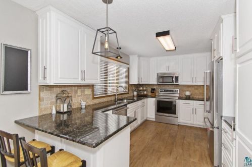 1010 Timberline Ln, Duluth MN 55811-4450 exterior