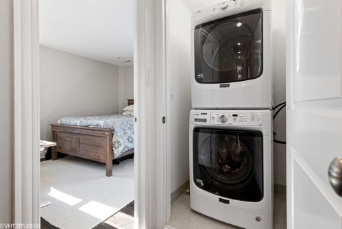 3812 Kildare Ave, Chicago IL 60641-3047 exterior