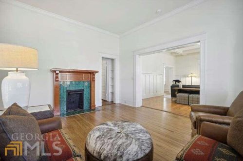 335 9 St, Atlanta GA 30309-4209 exterior