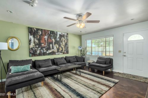 1233 El Camino Dr, Phoenix AZ 85051-9124 exterior