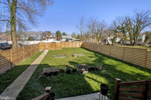 2216 30th St, Washington DC  20020-3369 exterior