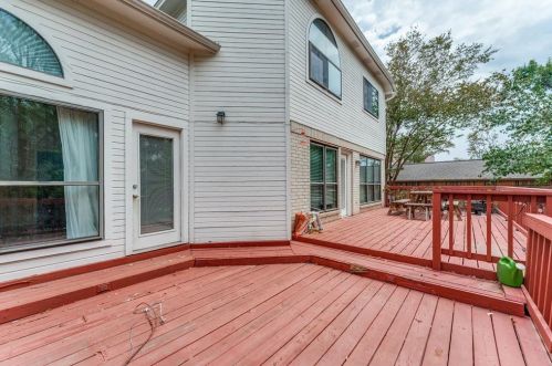 11508 Cherry Hearst Ct, Austin TX 78750-3525 exterior