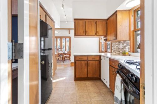 7328 Lloyd St, Milwaukee WI 53208-1207 exterior