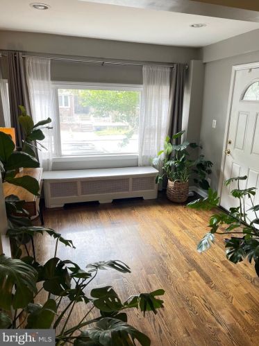 5628 Loretto Ave, Philadelphia PA 19149-3211 exterior