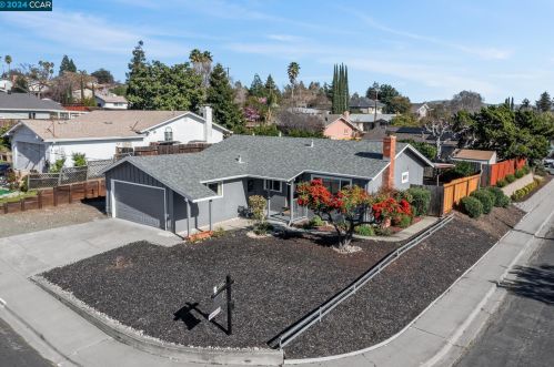 3659 Edmonton Way, Concord CA  94520-1407 exterior