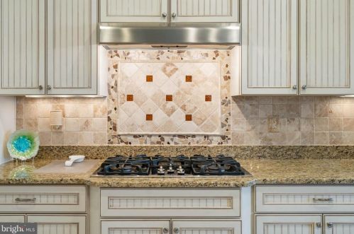 23084 Narrows Ln, Lewes DE 19958-3374 exterior