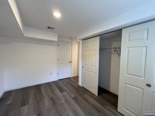 683 Ctr Ave, River Edge NJ 07661-2409 exterior