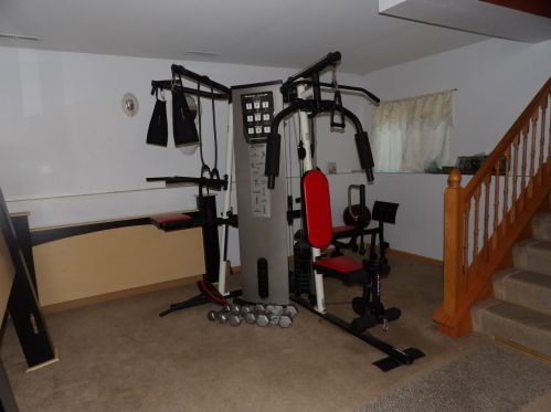 1303 Grand Ave, Waukegan IL 60085-2301 exterior